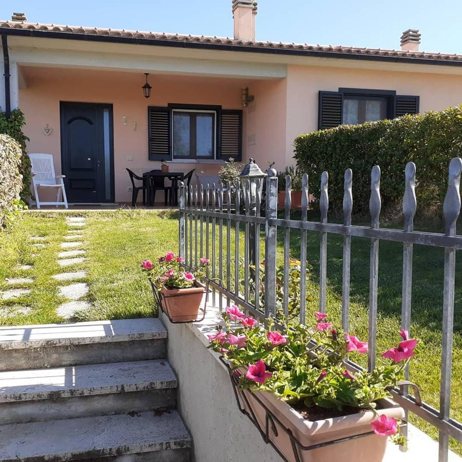Residence Ai Campi Da Golf Saturnia Kültér fotó
