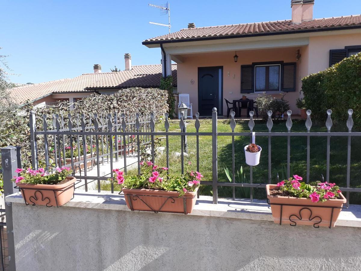 Residence Ai Campi Da Golf Saturnia Kültér fotó