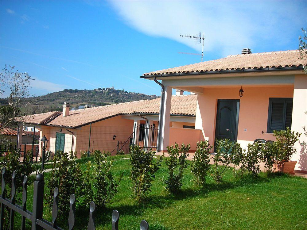 Residence Ai Campi Da Golf Saturnia Kültér fotó