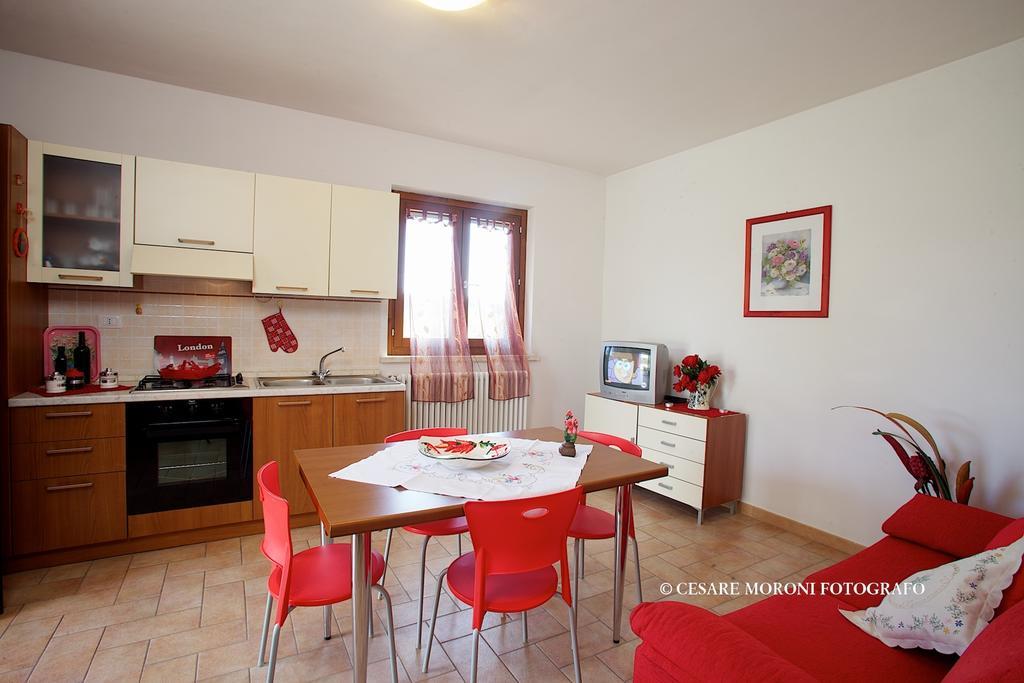 Residence Ai Campi Da Golf Saturnia Szoba fotó