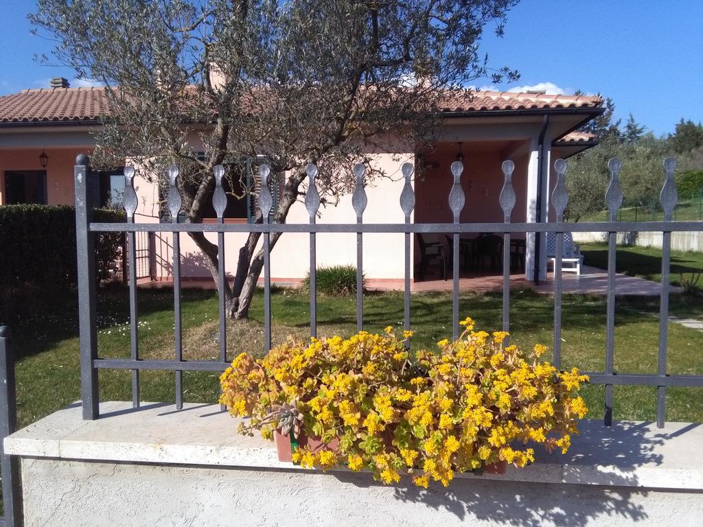 Residence Ai Campi Da Golf Saturnia Kültér fotó