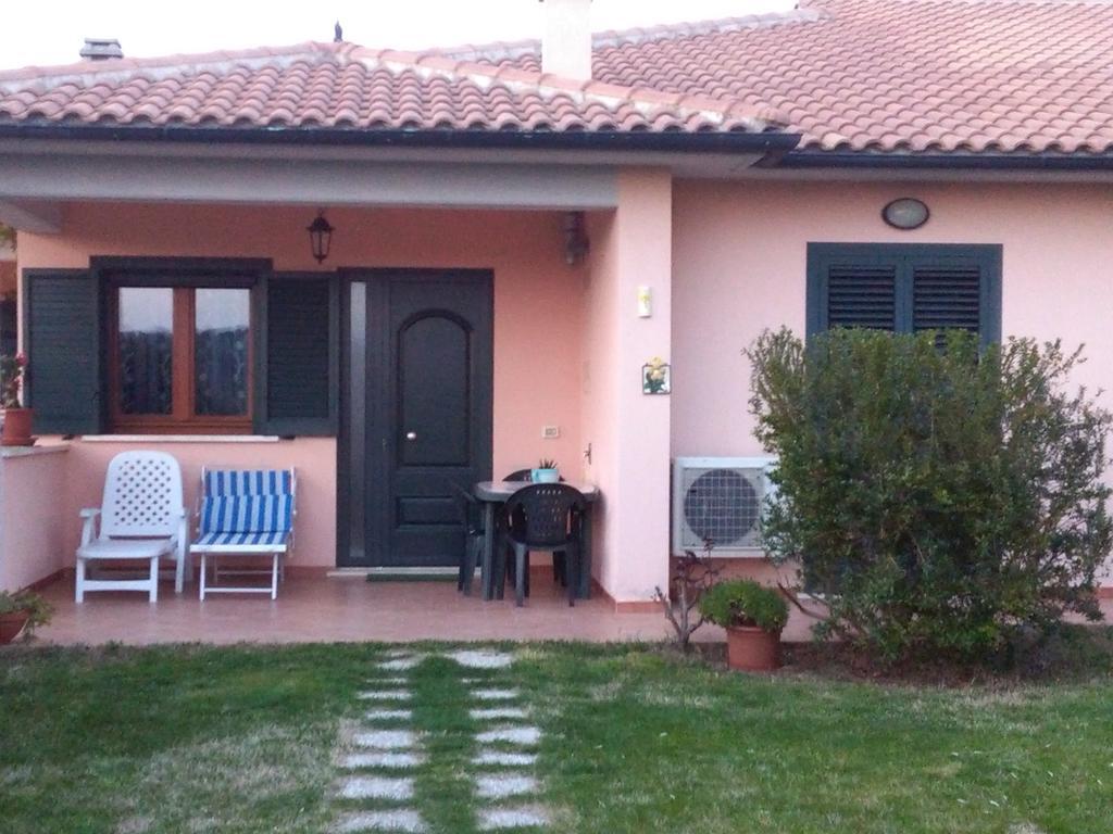 Residence Ai Campi Da Golf Saturnia Kültér fotó