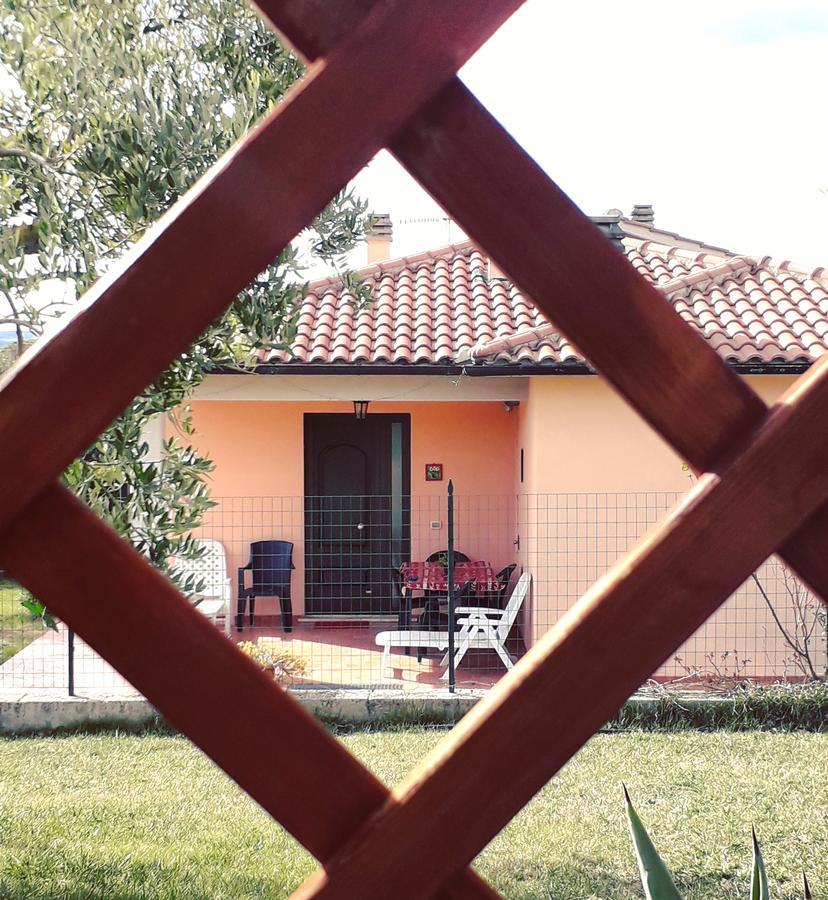 Residence Ai Campi Da Golf Saturnia Kültér fotó