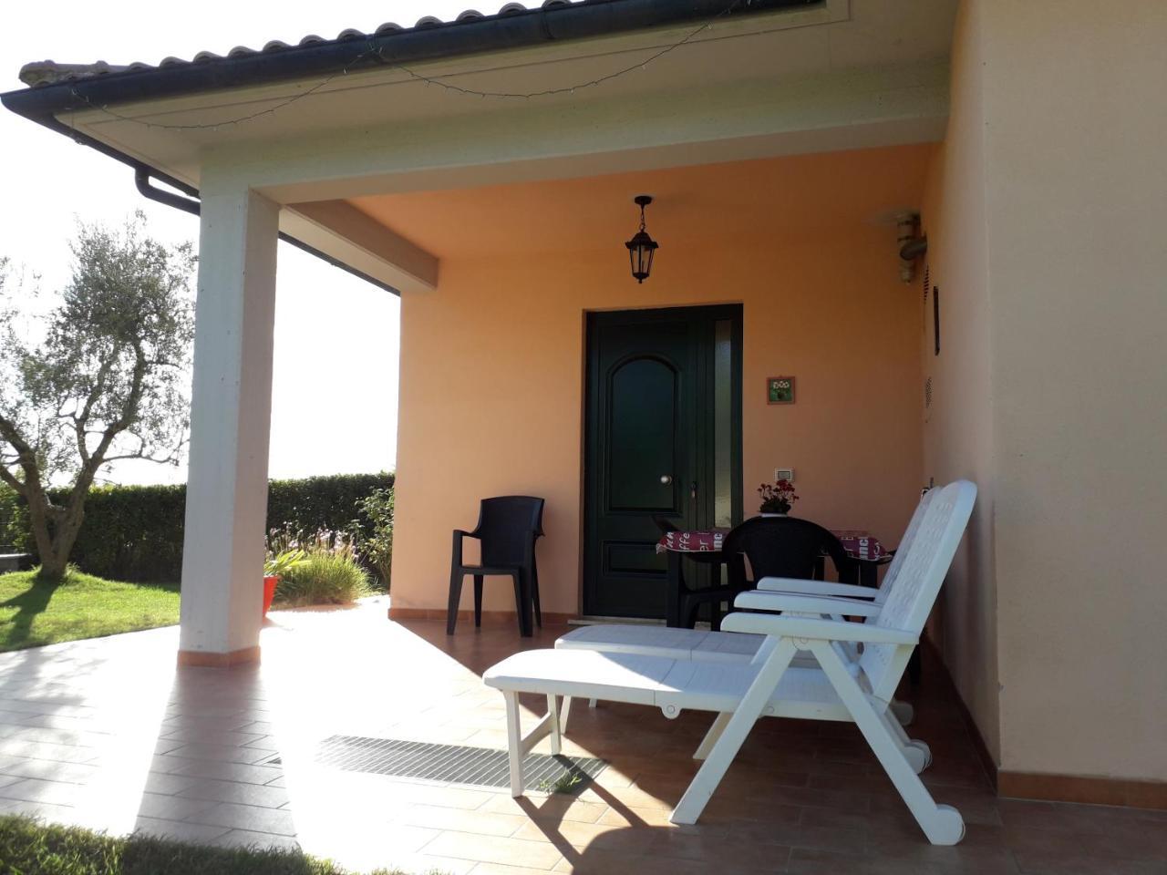 Residence Ai Campi Da Golf Saturnia Kültér fotó